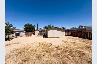15929 La Verida, Victorville, CA 92395 - Photo 21