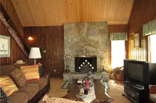 26614 Hillcrest, Lake Arrowhead, CA 92352 - Photo 5