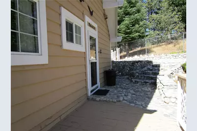 26614 Hillcrest, Lake Arrowhead, CA 92352 - Photo 21