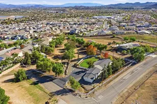 24765 Las Flores Dr, Canyon Lake, CA 92587 - Photo 33