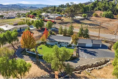 24765 Las Flores Drive, Canyon Lake, CA 92587 - Photo 5