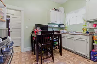 2208 Toberman Street, Los Angeles, CA 90007 - Photo 13