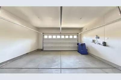 460 N Pinewood, Rialto, CA 92376 - Photo 25