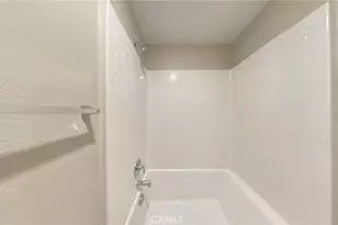 460 N Pinewood, Rialto, CA 92376 - Photo 21