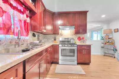17788 San Bernardino, Fontana, CA 92335 - Photo 9