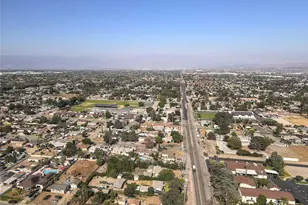 17788 San Bernardino, Fontana, CA 92335 - Photo 57