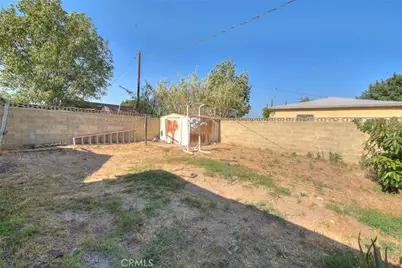 17788 San Bernardino, Fontana, CA 92335 - Photo 43