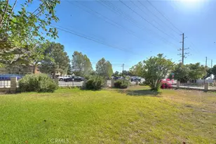 17788 San Bernardino, Fontana, CA 92335 - Photo 3