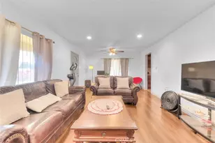 17788 San Bernardino, Fontana, CA 92335 - Photo 13