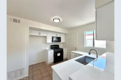 345 N Eucalyptus Avenue #1, Rialto, CA 92376 - Photo 5