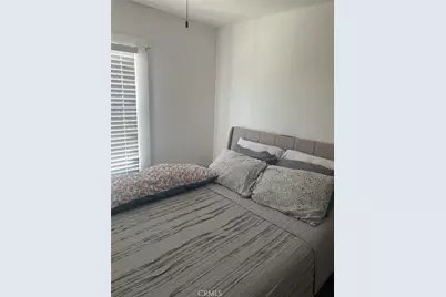 1250 1/2 W 87th, Los Angeles, CA 90044 - Photo 7
