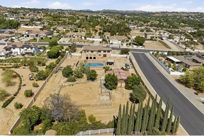 17731 Glen Hollow, Riverside, CA 92504 - Photo 53