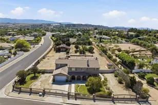 17731 Glen Hollow, Riverside, CA 92504 - Photo 3