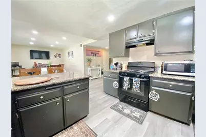 12545 Broadleaf Lane, Moreno Valley, CA 92553 - Photo 11