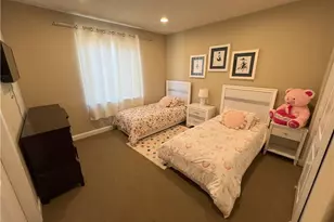 4866 Stoneglen Ave, Fontana, CA 92336 - Photo 13