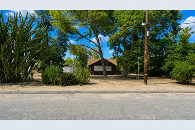 11139 Laurel, Bloomington, CA 92316 - Photo 3