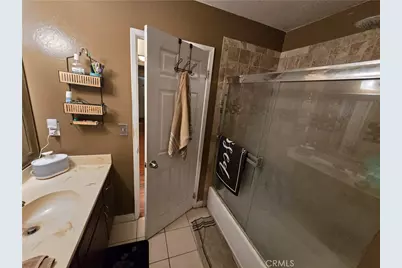 8725 Boxwood Court, Fontana, CA 92335 - Photo 33
