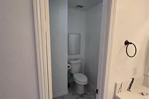 8725 Boxwood Ct, Fontana, CA 92335 - Photo 29