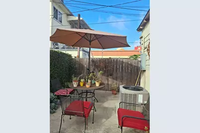 1346 W Century, Los Angeles, CA 90044 - Photo 9