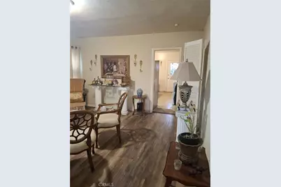 1346 W Century, Los Angeles, CA 90044 - Photo 3