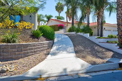 29800 Redwood Drive, Canyon Lake, CA 92587 - Photo 9