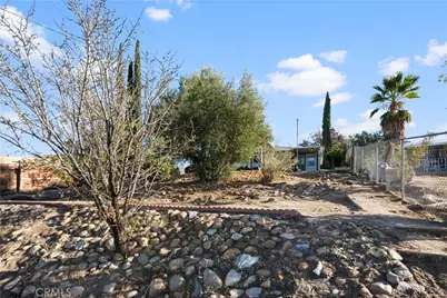 19078 Monterey, Hesperia, CA 92345 - Photo 17