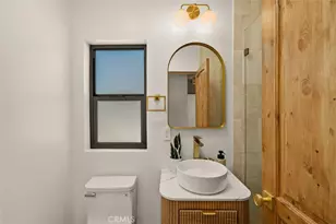 32 W Las Flores Dr, Altadena, CA 91001 - Photo 23