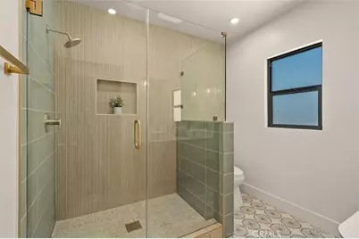 32 W Las Flores Drive, Altadena, CA 91001 - Photo 31