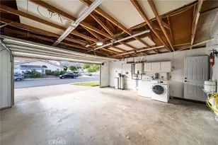 235 Laurelwood Ln, Lake Elsinore, CA 92530 - Photo 43