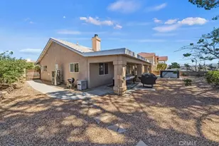 18015 Wildwood, Victorville, CA 92395 - Photo 41