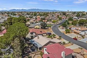 18015 Wildwood, Victorville, CA 92395 - Photo 11