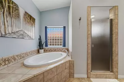 18015 Wildwood, Victorville, CA 92395 - Photo 33
