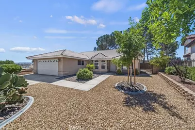 18015 Wildwood, Victorville, CA 92395 - Photo 3