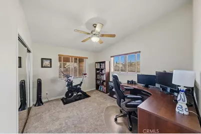 18015 Wildwood, Victorville, CA 92395 - Photo 29
