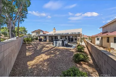 18015 Wildwood, Victorville, CA 92395 - Photo 37