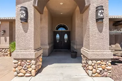 8079 Mira Mar Road, Phelan, CA 92371 - Photo 9