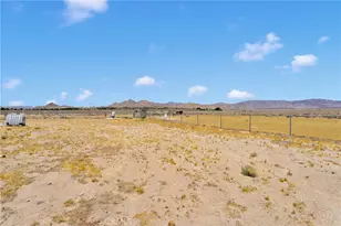 32480 Wren, Lucerne Valley, CA 92356 - Photo 49