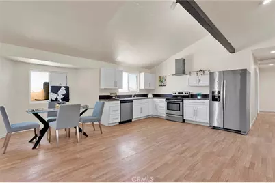 32480 Wren, Lucerne Valley, CA 92356 - Photo 9