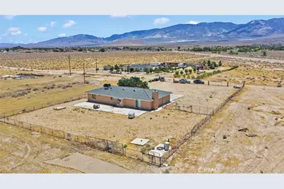 32480 Wren, Lucerne Valley, CA 92356 - Photo 53
