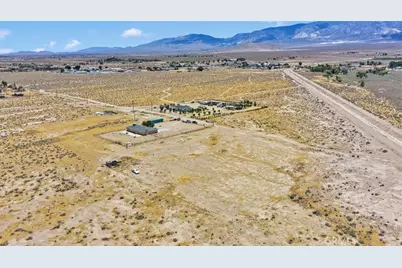32480 Wren, Lucerne Valley, CA 92356 - Photo 47