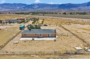 32480 Wren, Lucerne Valley, CA 92356 - Photo 37