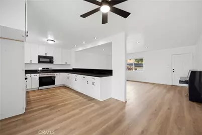 21820 Cajalco Road, Perris, CA 92570 - Photo 9
