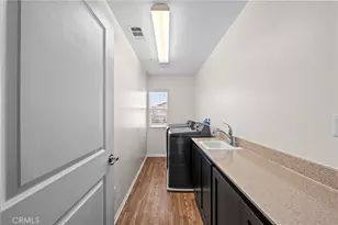 6958 Stanza Ct, Fontana, CA 92336 - Photo 27