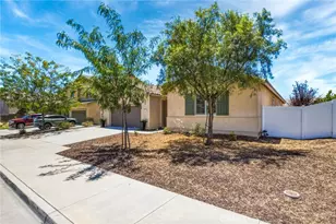 26873 Twin Hills Cir, Moreno Valley, CA 92555 - Photo 3