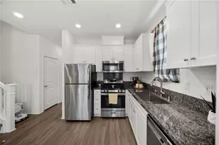 24125 Tuscany Ave, Murrieta, CA 92562 - Photo 15