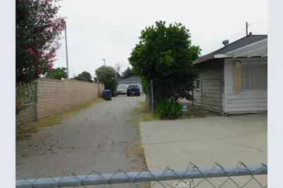 1119 E 4th Street, Ontario, CA 91764 - Photo 3