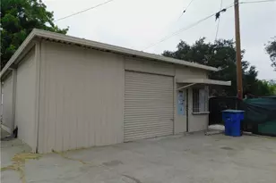 1119 E 4th St, Ontario, CA 91764 - Photo 29