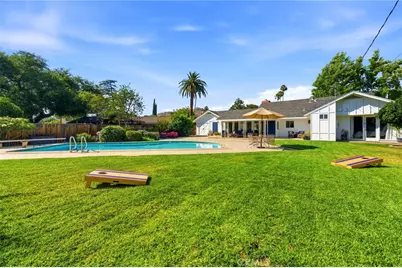 4374 Ramona Drive, Riverside, CA 92506 - Photo 45