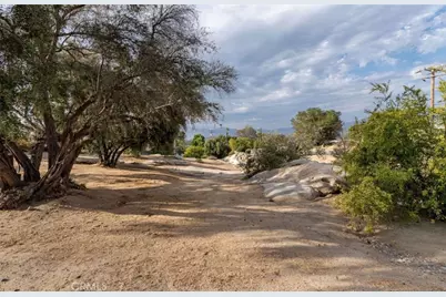 27531 Big Springs Ranch, Hemet, CA 92544 - Photo 5