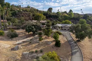 27531 Big Springs Ranch, Hemet, CA 92544 - Photo 3